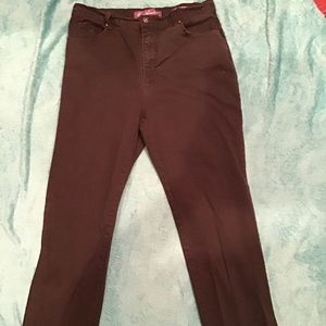 💚3/$25 Gloria Vanderbilt Amanda size 10 average black jeans